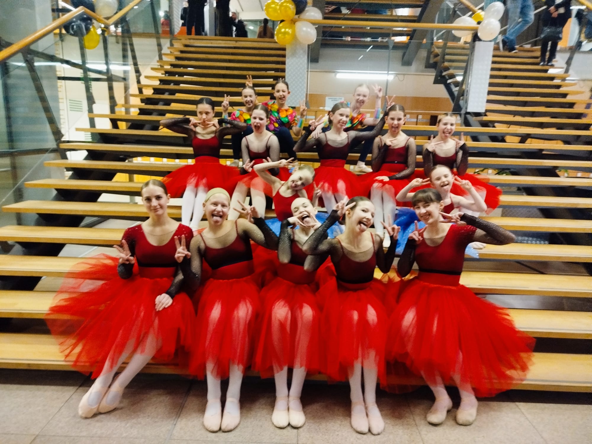 Dětské baletní vystoupení Malex Ballet School na Plese v Krajské vědecké knihovně v Liberci